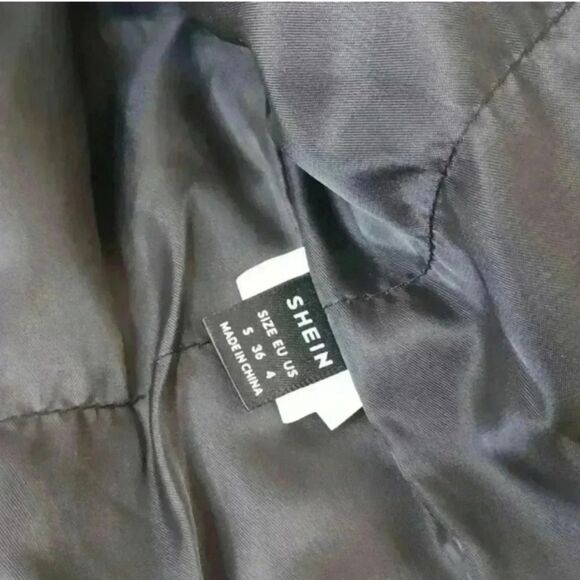 Black Puffer Vest - Picture 7 of 12